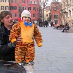 Les enfants au carnaval de Venise